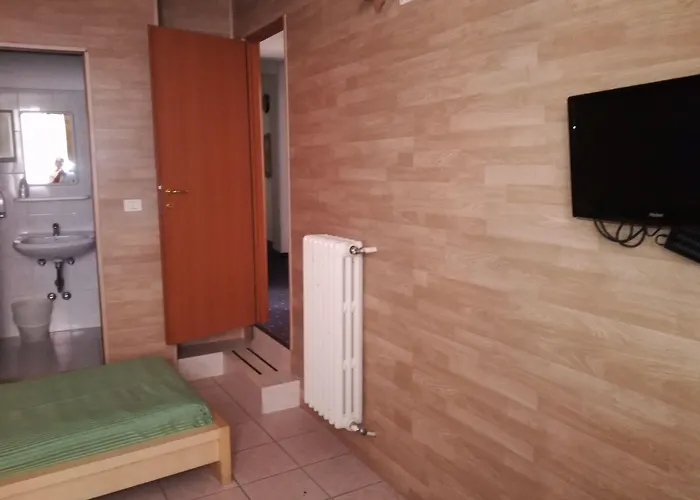 Albergo economico: Hotel Perla